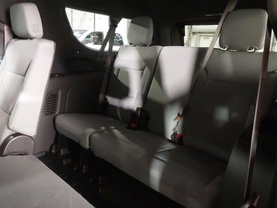 2024 Chevrolet Suburban LS