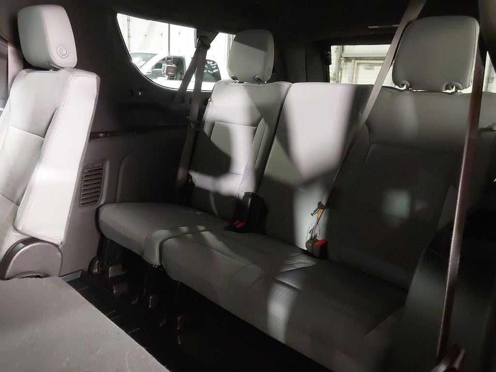 2024 Chevrolet Suburban LS