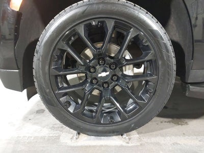 2023 Chevrolet Suburban RST