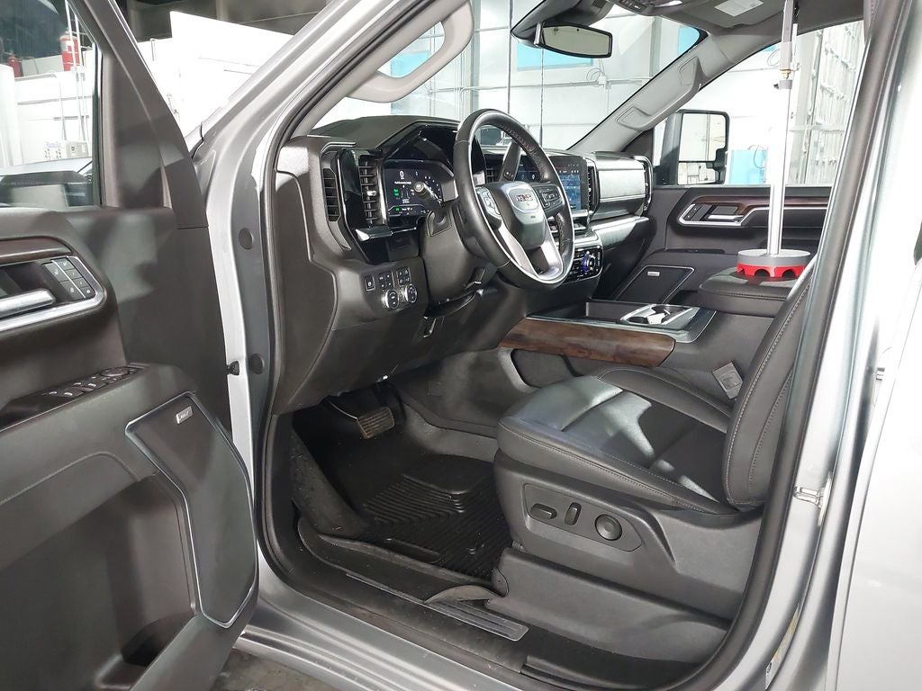 2025 GMC Sierra 2500 HD SLT