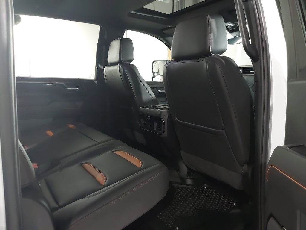 2025 GMC Sierra 2500 HD AT4