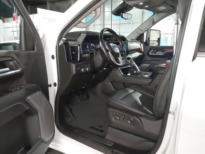 2025 GMC Sierra 3500 HD Denali