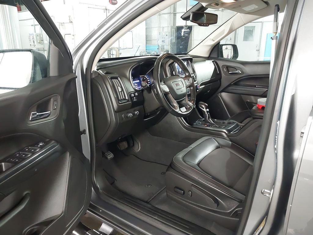 2022 GMC Canyon AT4 - Cloth
