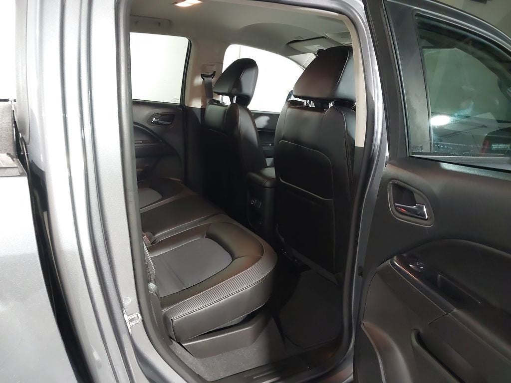 2022 GMC Canyon AT4 - Cloth