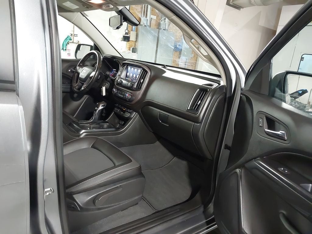 2022 GMC Canyon AT4 - Cloth