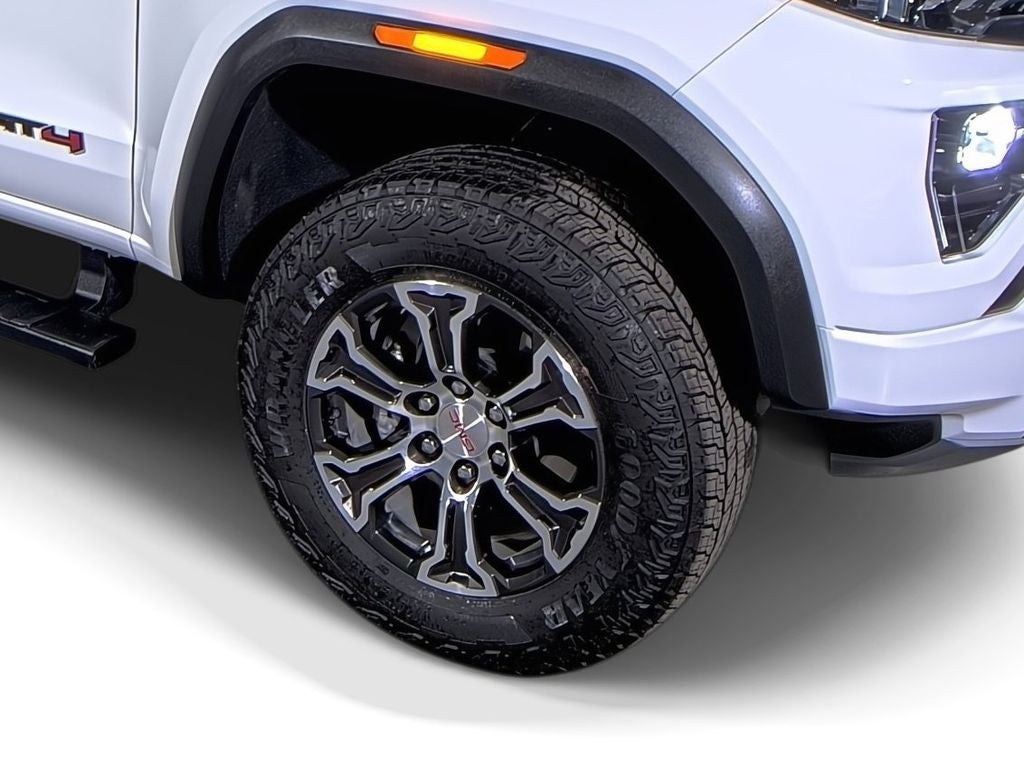 2025 GMC Canyon AT4