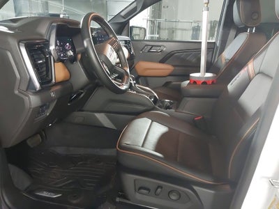 2025 GMC Canyon AT4