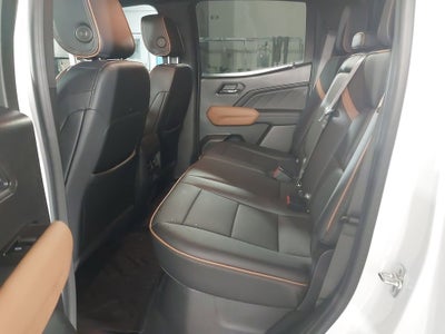 2025 GMC Canyon AT4