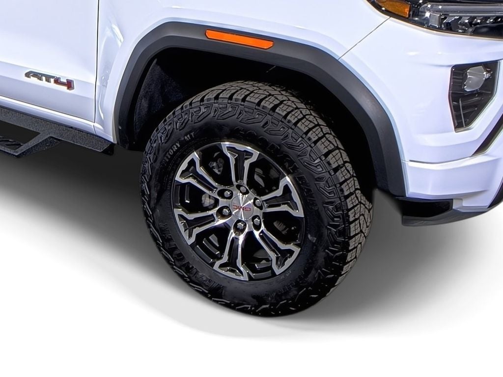 2024 GMC Canyon AT4