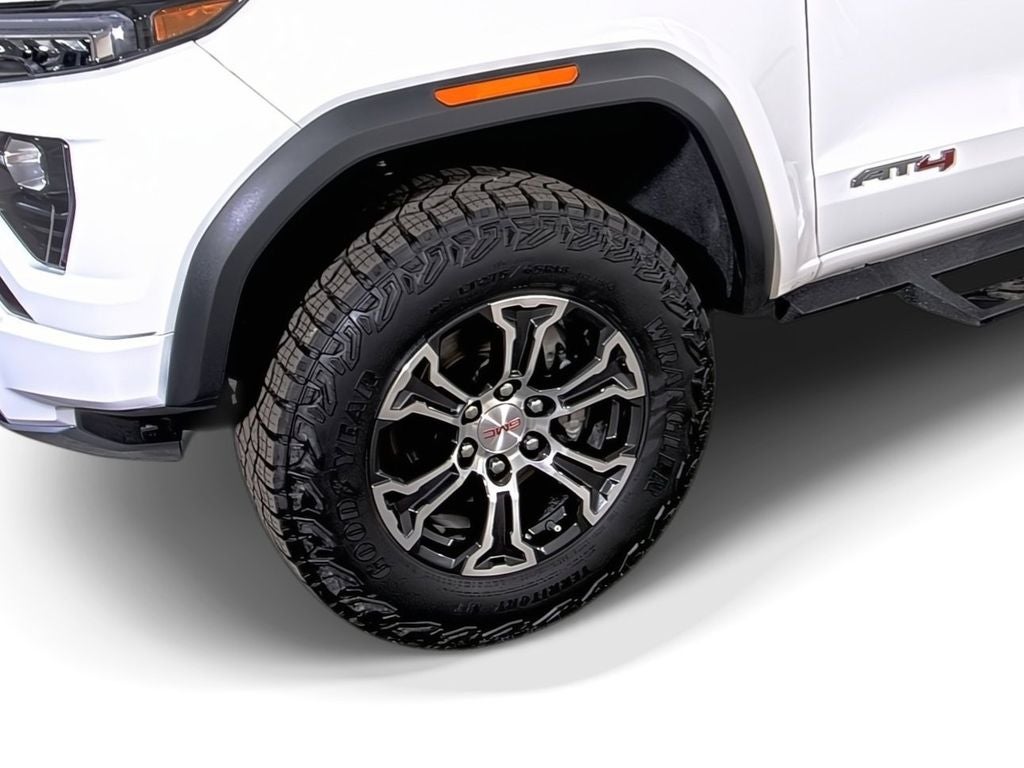 2024 GMC Canyon AT4