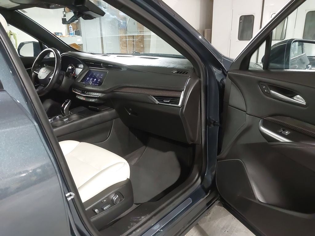 2020 Cadillac XT4 AWD Sport