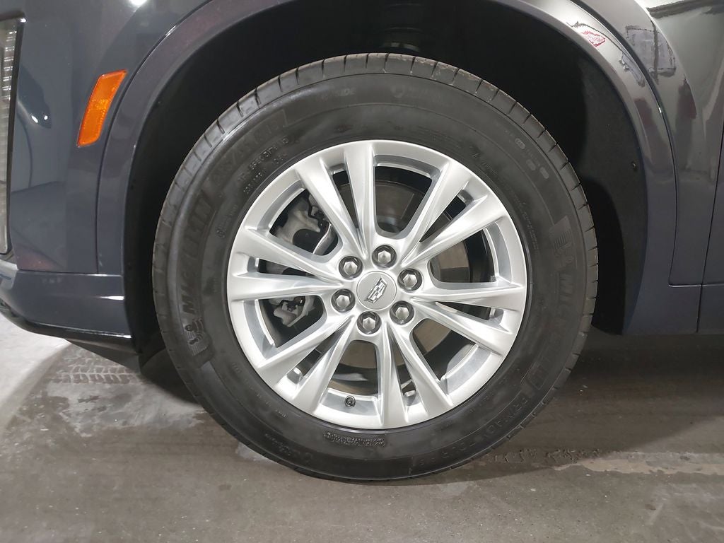 2024 Cadillac XT6 Luxury