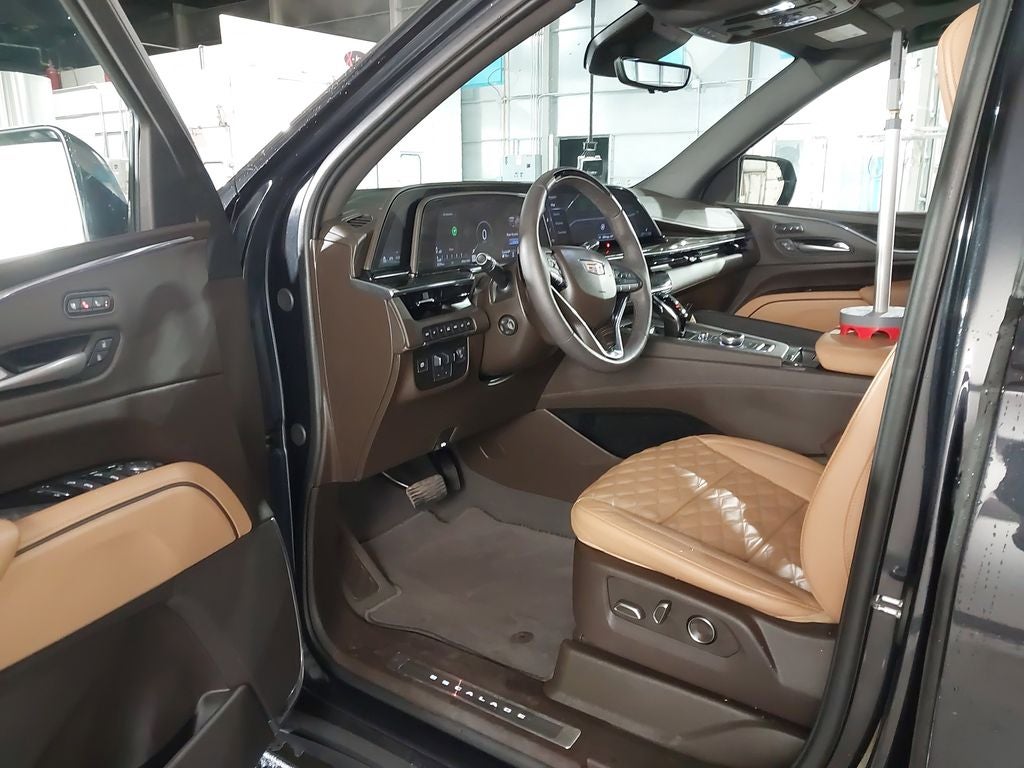 2024 Cadillac Escalade Sport