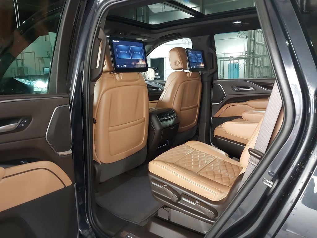 2024 Cadillac Escalade Sport