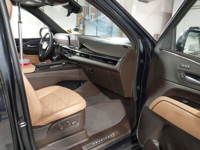 2024 Cadillac Escalade Sport