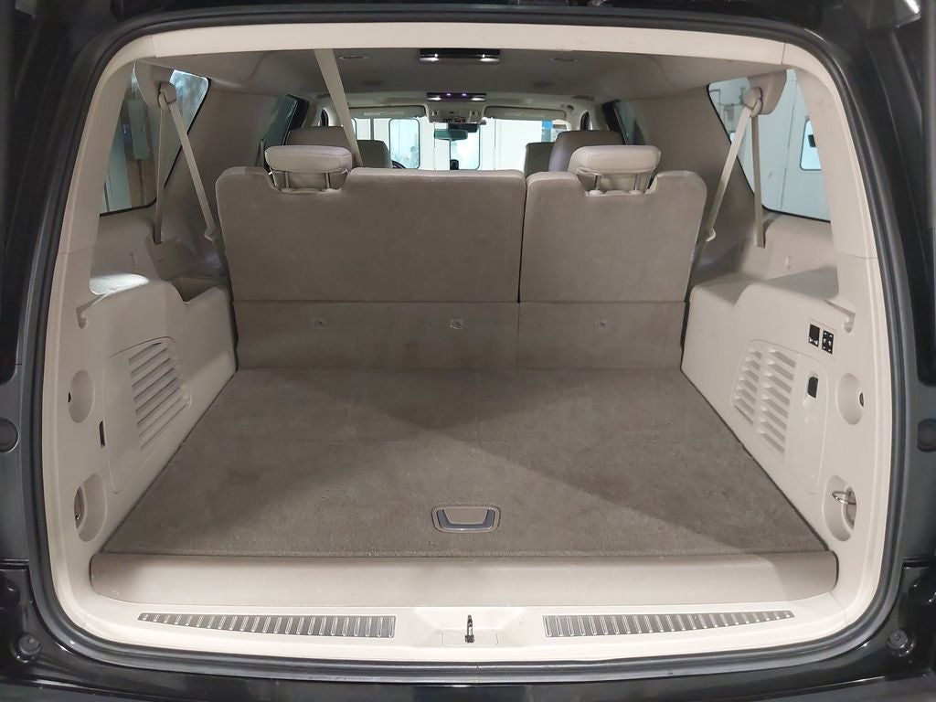 2020 Cadillac Escalade ESV Luxury