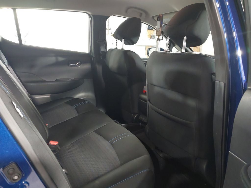 2025 Nissan LEAF S