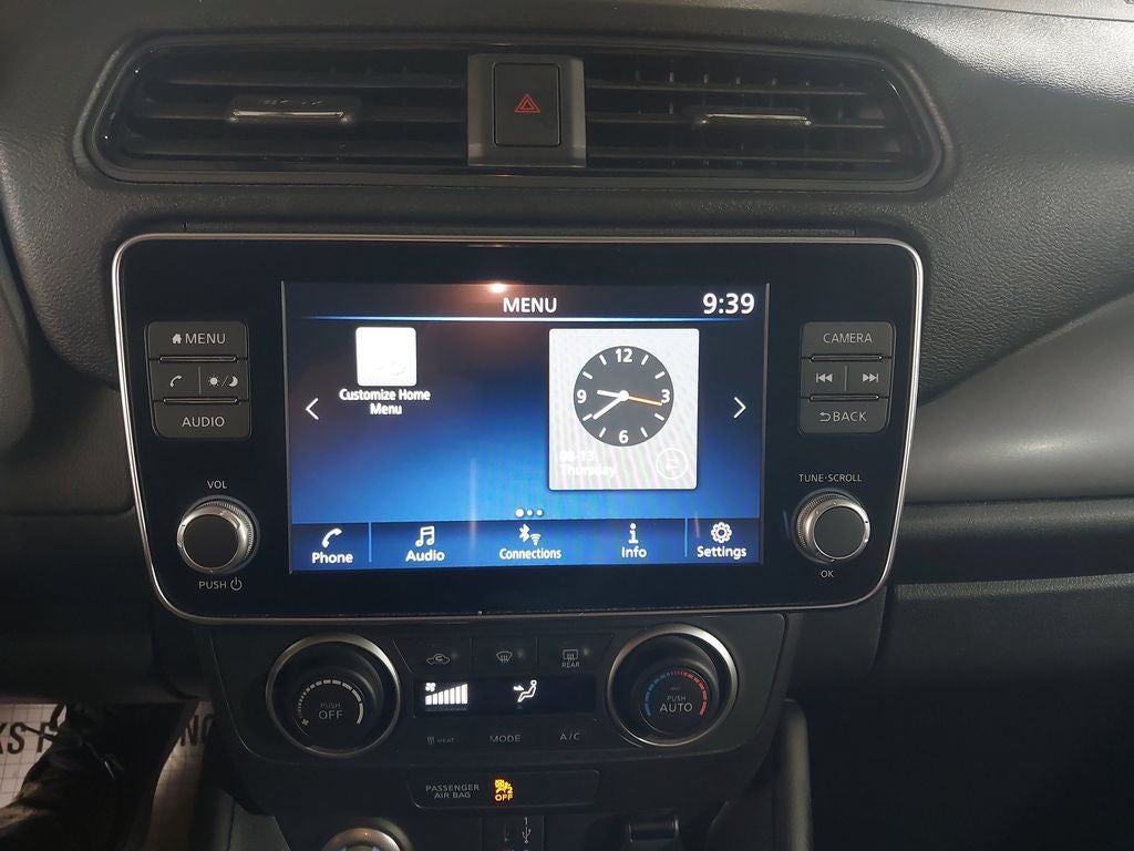 2025 Nissan LEAF S