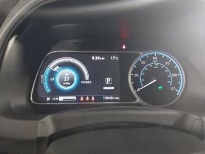 2025 Nissan LEAF S