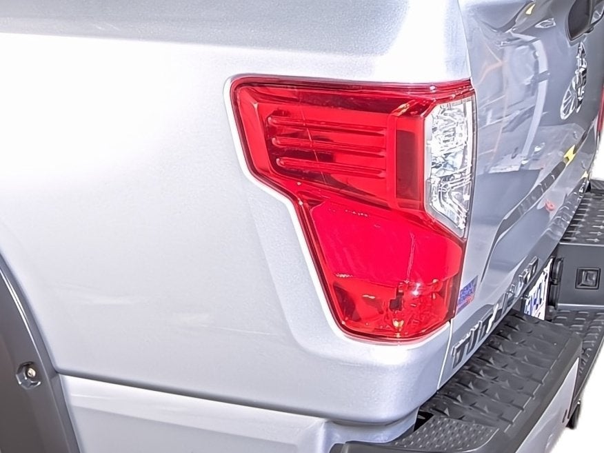 2021 Nissan TITAN XD Crew Cab SV 4x4