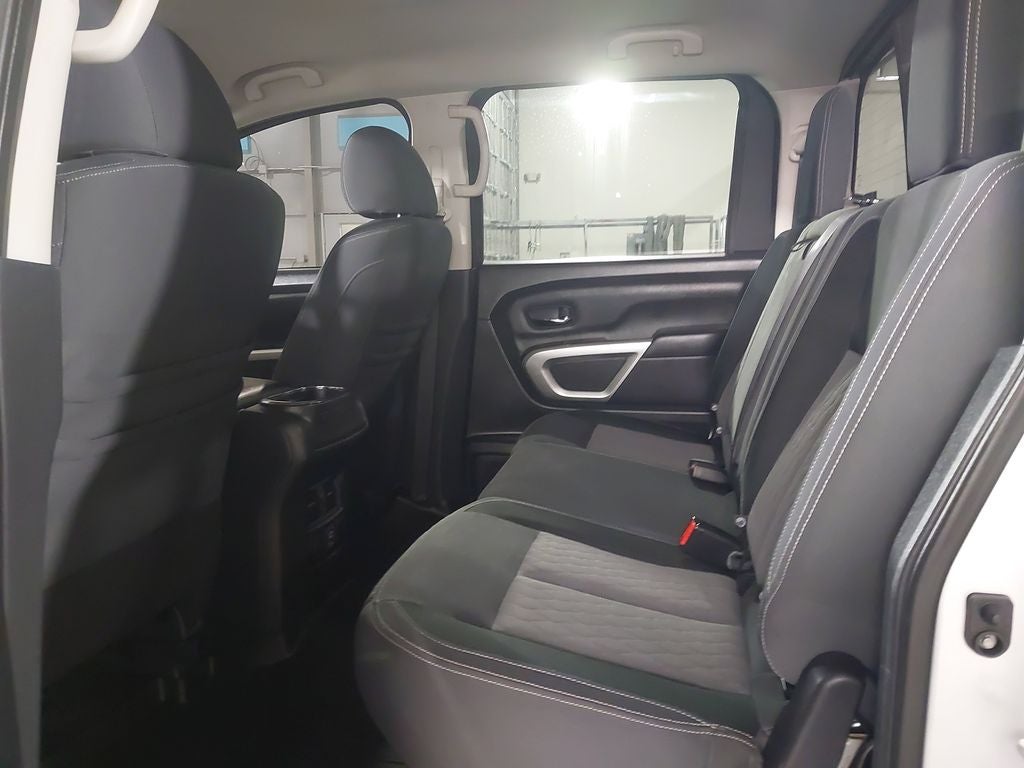2021 Nissan TITAN XD Crew Cab SV 4x4