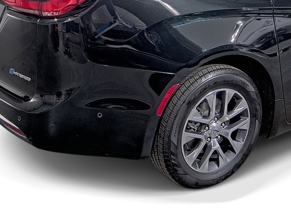 2023 Chrysler Pacifica Hybrid Pinnacle