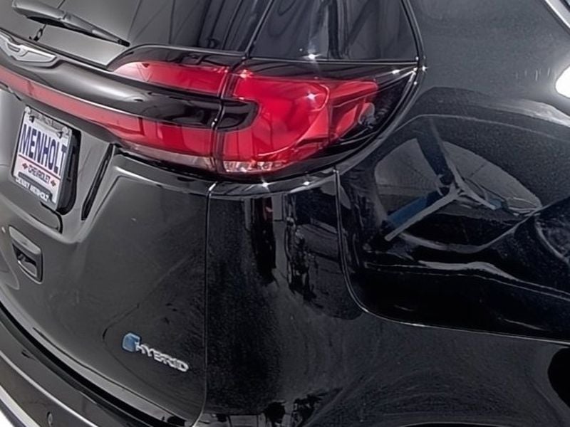 2023 Chrysler Pacifica Hybrid Pinnacle