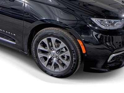 2023 Chrysler Pacifica Hybrid Pinnacle