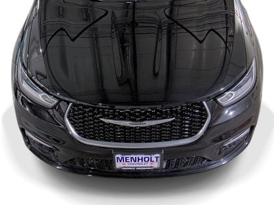 2023 Chrysler Pacifica Hybrid Pinnacle