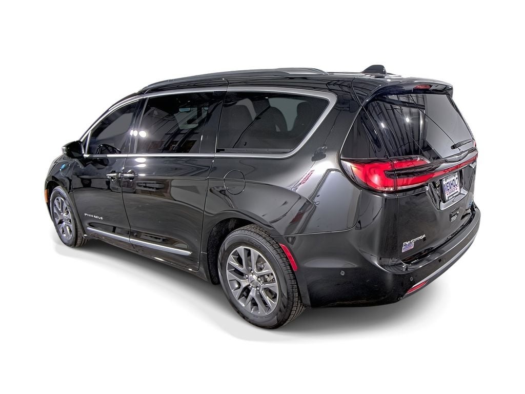 2023 Chrysler Pacifica Hybrid Pinnacle