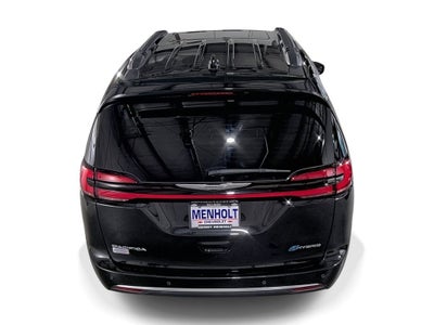 2023 Chrysler Pacifica Hybrid Pinnacle