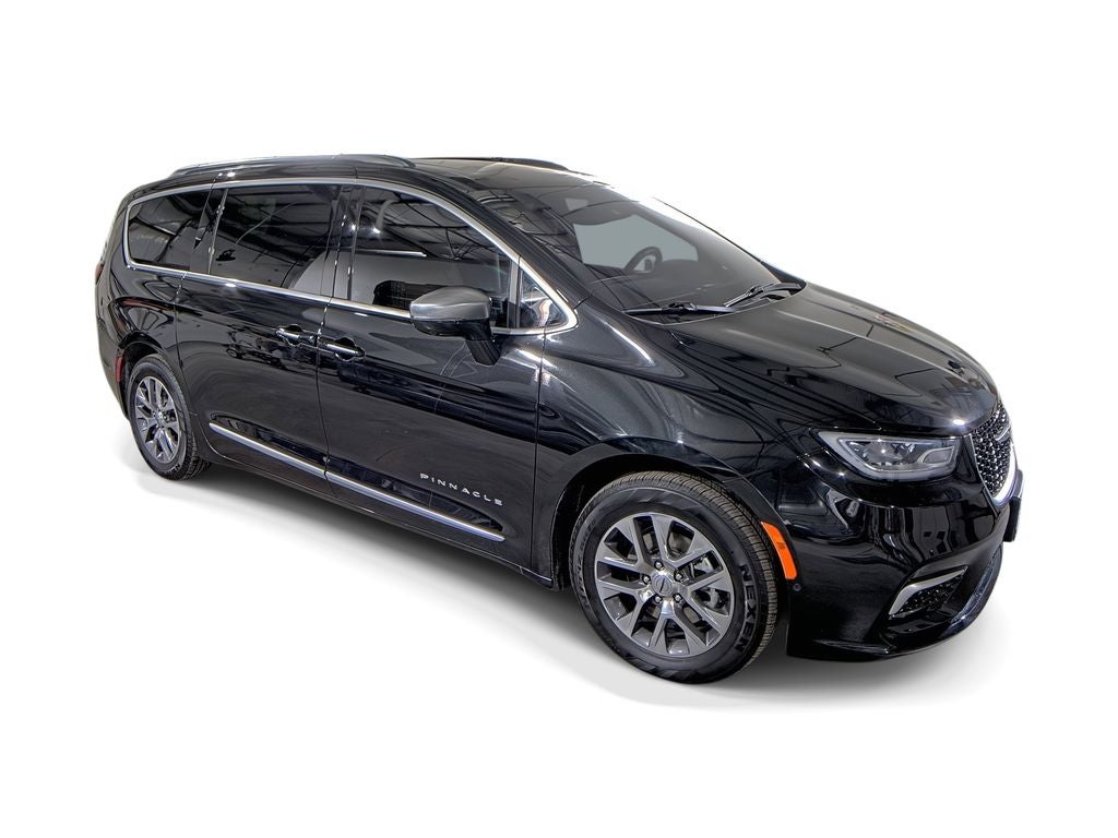 2023 Chrysler Pacifica Hybrid Pinnacle