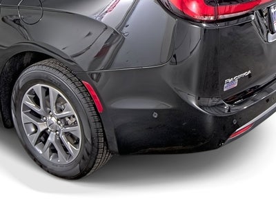 2023 Chrysler Pacifica Hybrid Pinnacle