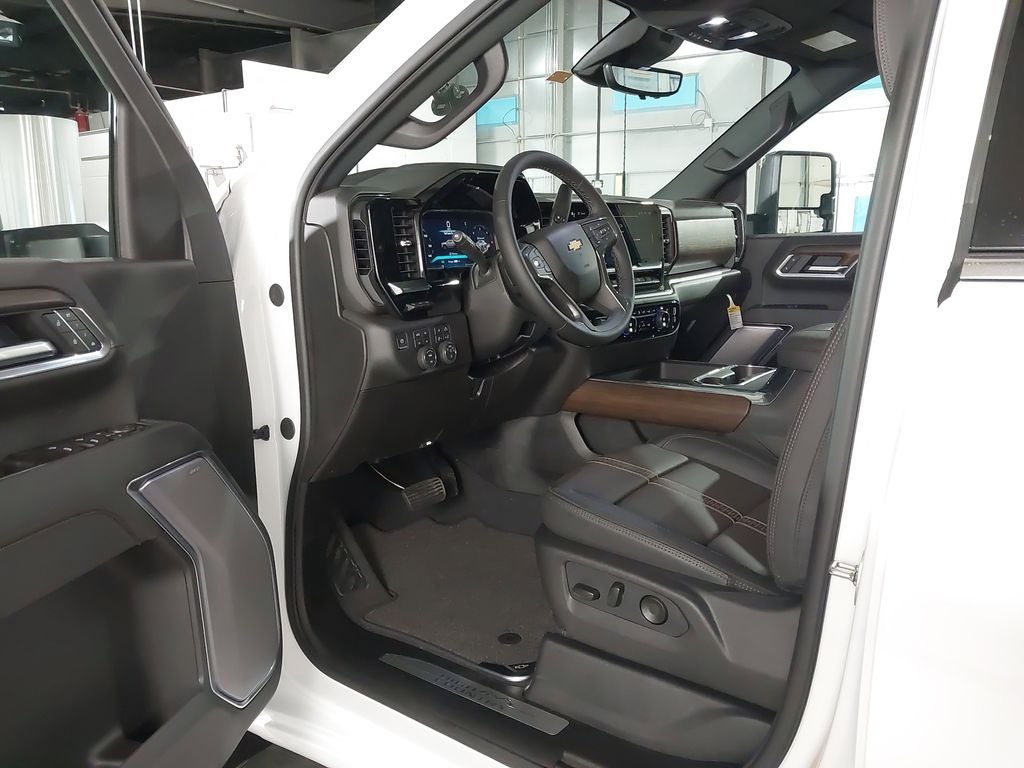 2026 Chevrolet Silverado 3500 HD High Country