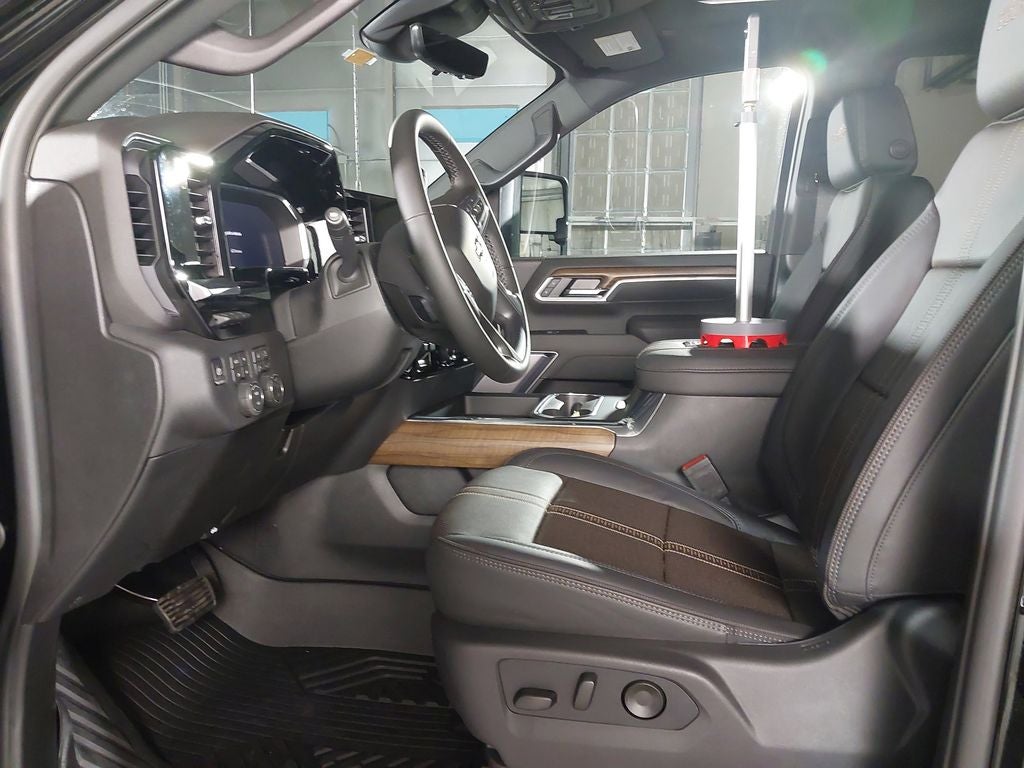 2026 Chevrolet Silverado 3500 HD High Country