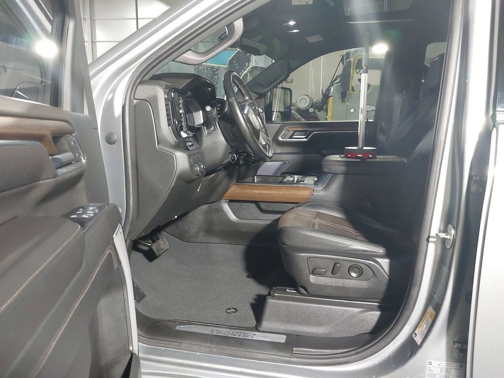 2024 Chevrolet Silverado 3500 HD High Country