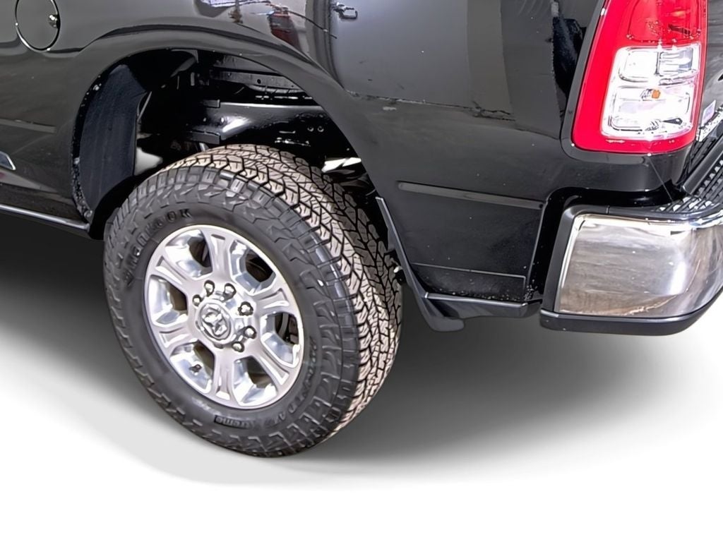 2024 RAM 2500 Big Horn Crew Cab 4x4 6'4" Box