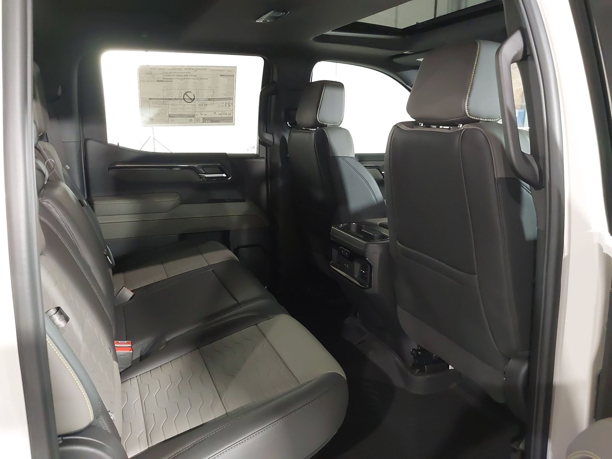 2026 Chevrolet Silverado 1500 ZR2 - Photo 24