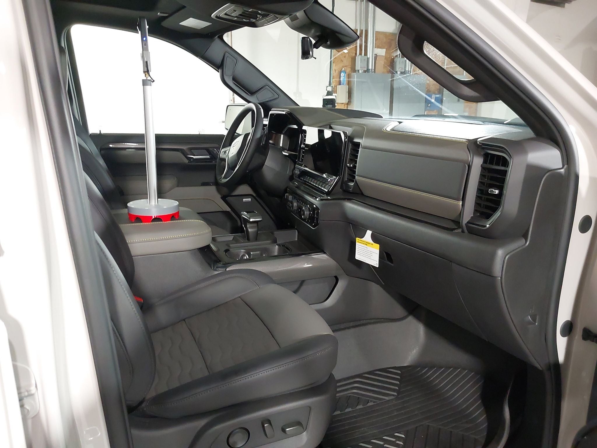 2026 Chevrolet Silverado 1500 ZR2 - Photo 25
