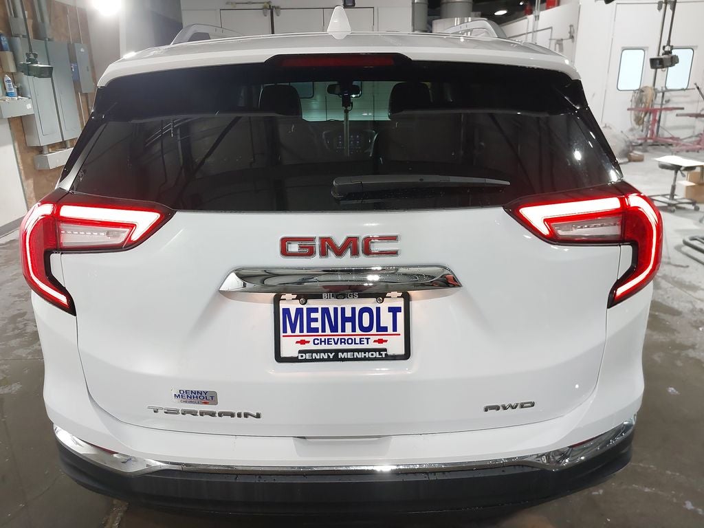 2024 GMC Terrain SLT