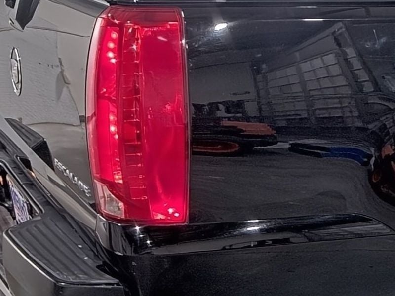 2011 Cadillac Escalade EXT Premium