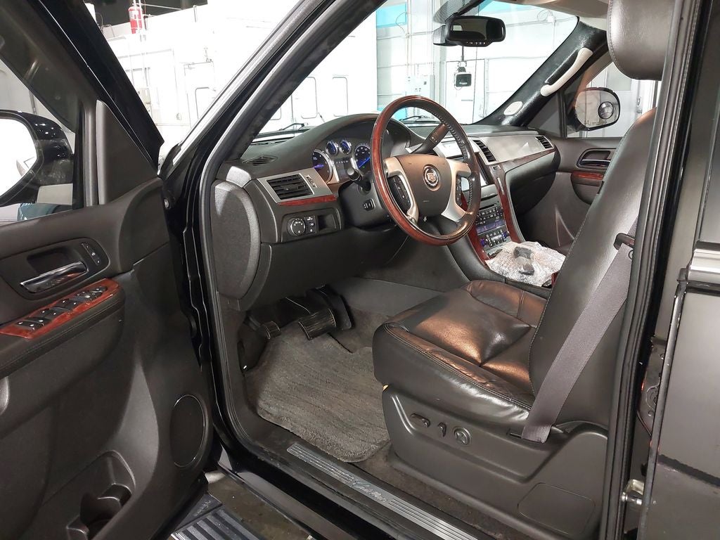 2011 Cadillac Escalade EXT Premium