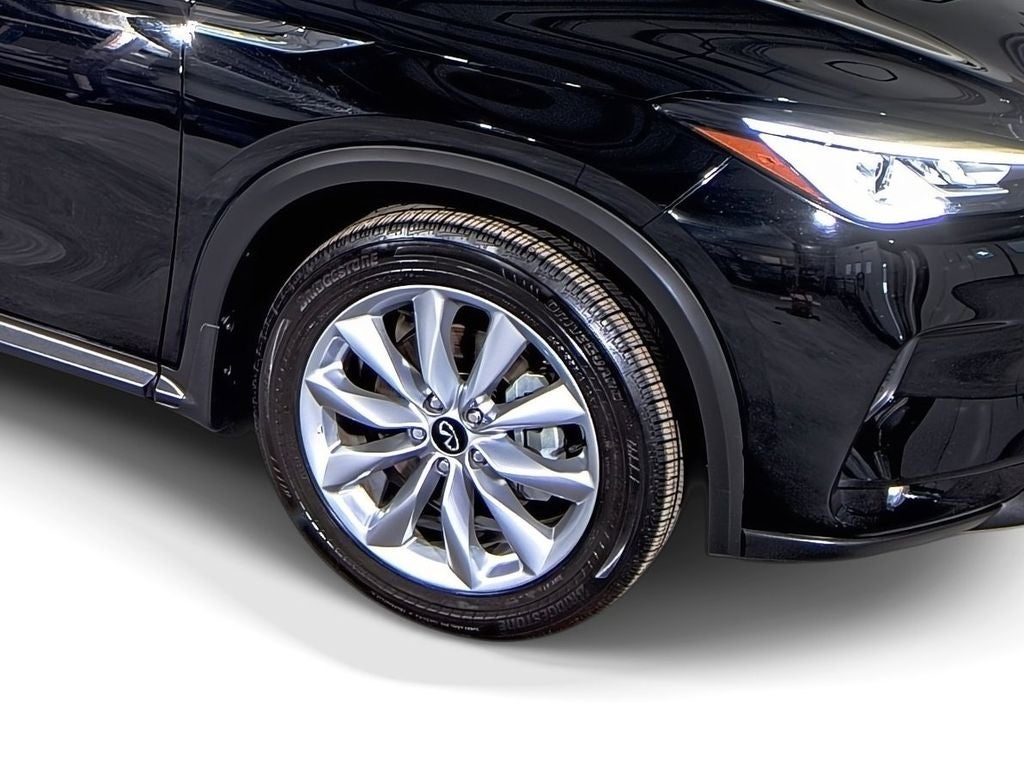 2022 INFINITI QX50 LUXE