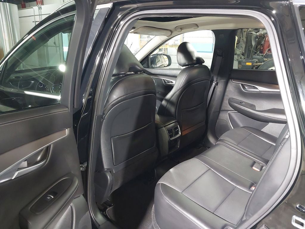 2022 INFINITI QX50 LUXE