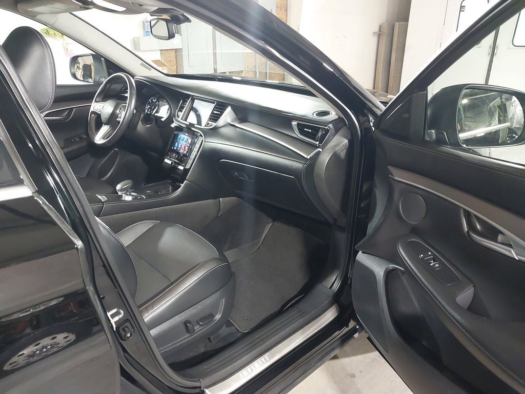 2022 INFINITI QX50 LUXE
