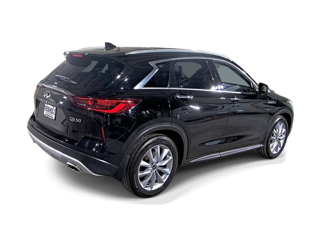 2022 INFINITI QX50 LUXE