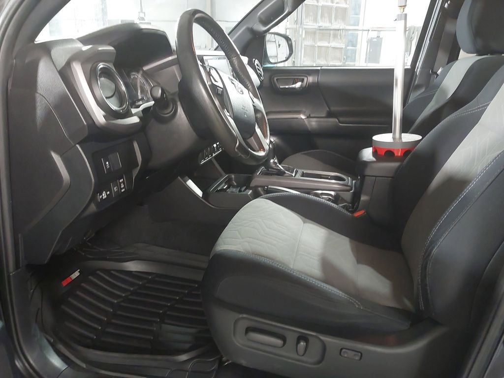 2020 Toyota Tacoma TRD Sport