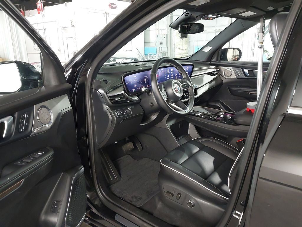 2025 Buick Enclave Avenir