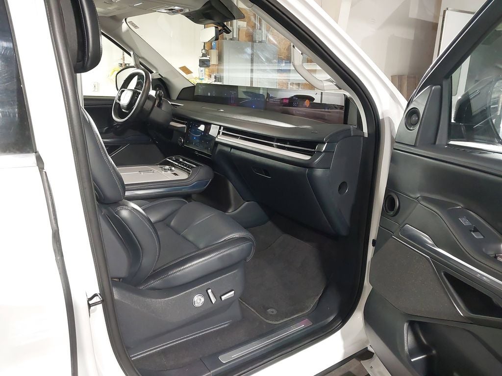 2025 Lincoln Navigator L Reserve