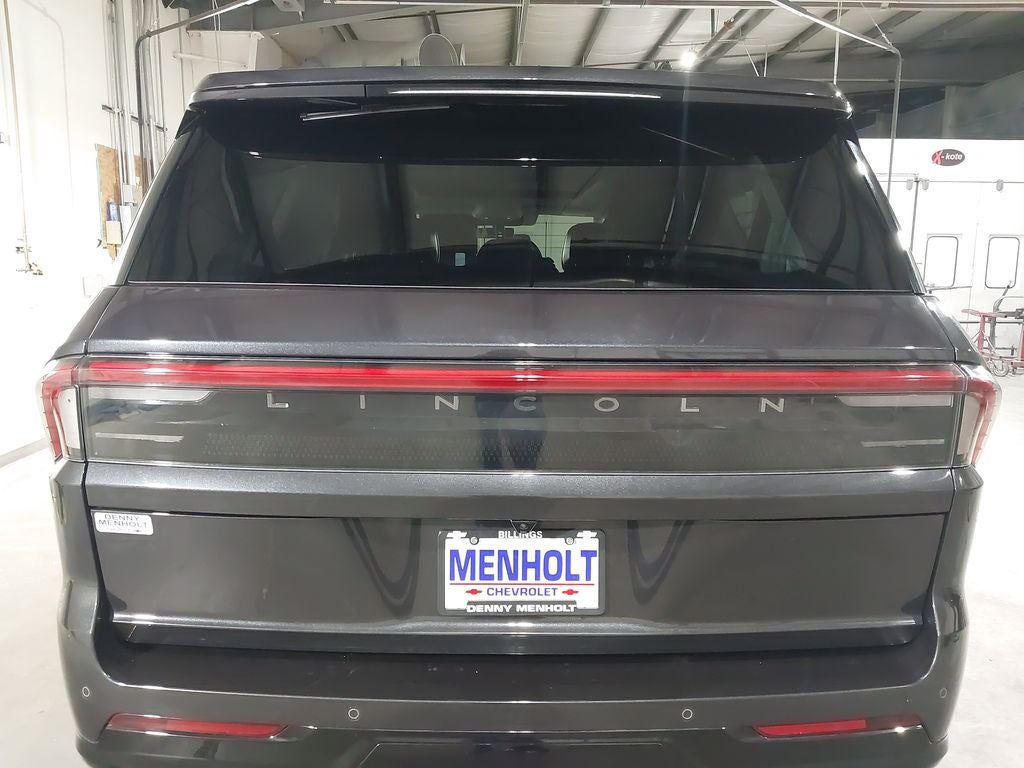 2025 Lincoln Navigator L Reserve